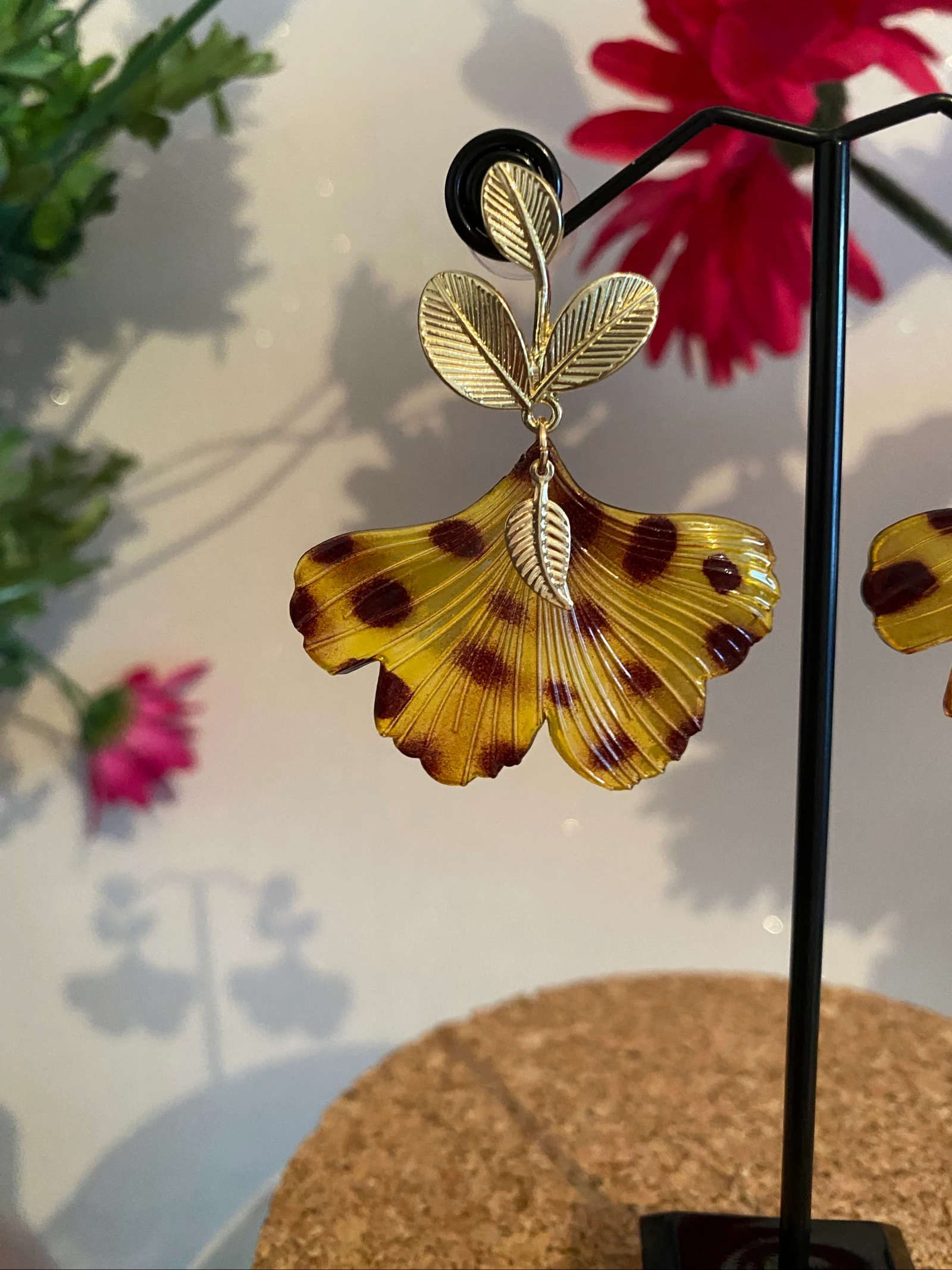 Brincos de folha de Gingko com estampa de leopardo – photo 2